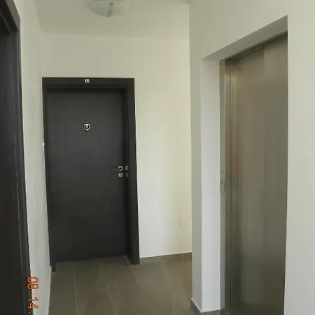 Apartcomplex New Tawn Apartman *