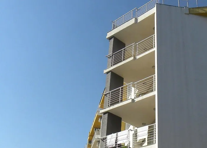 Apartcomplex New Tawn דירה *