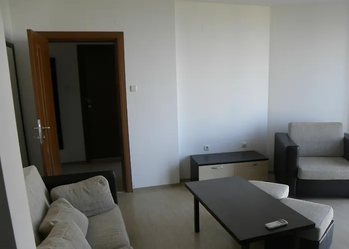 Apartcomplex New Tawn * אובזור